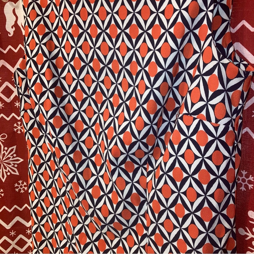 2/$15!! Geometric Mini Dress - Picture 4 of 6